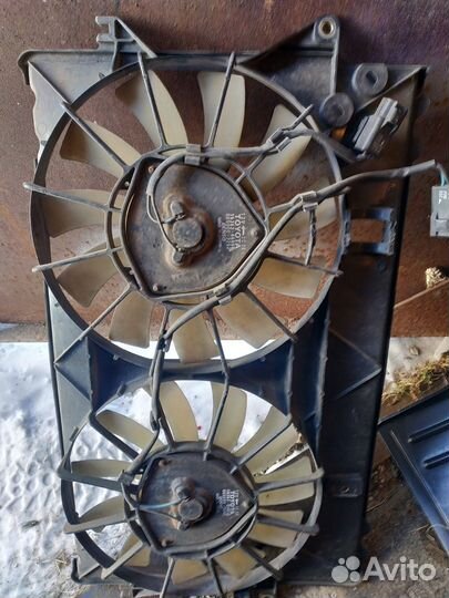 Вентилятор охлаждения радиатора на приус
