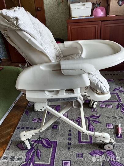 Стульчик для кормления combi