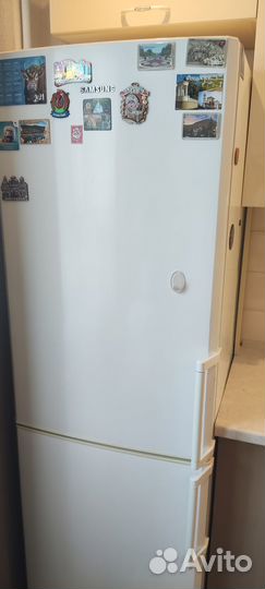 Продаю холодильник бу Samsung no frost