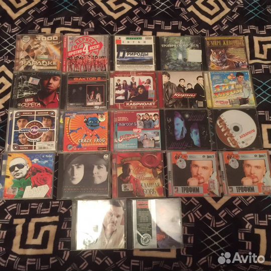 Музыкальные cd диски, есть мультфильмы и фильмы