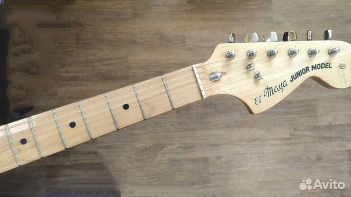 Электрогитара el Maya stratocaster