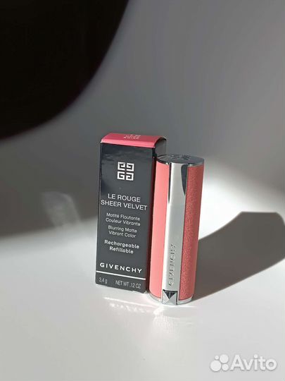 Помада givenchy le rouge