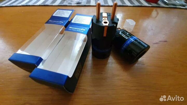 Силовые коннекторы Monosaudio F104/E104