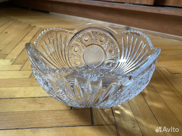 Хрустальные конфетницы