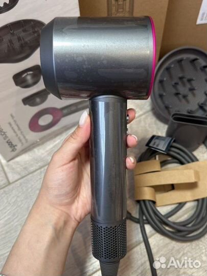 Фен Dyson Supersonic HD08 новый