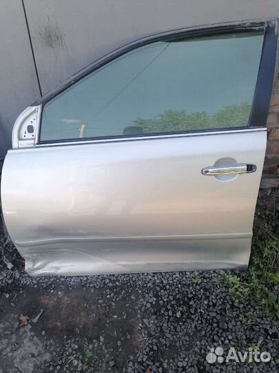 Дверь toyota преия