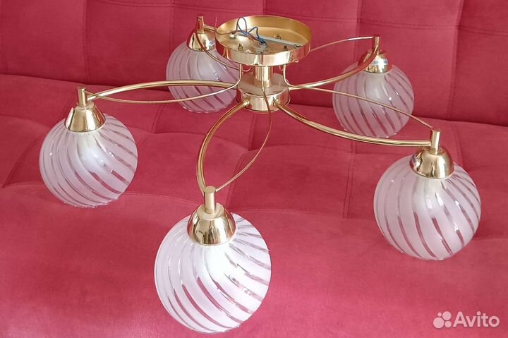 Люстра потолочная большая