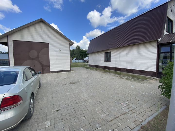 Дом 176 м² на участке 14 сот.