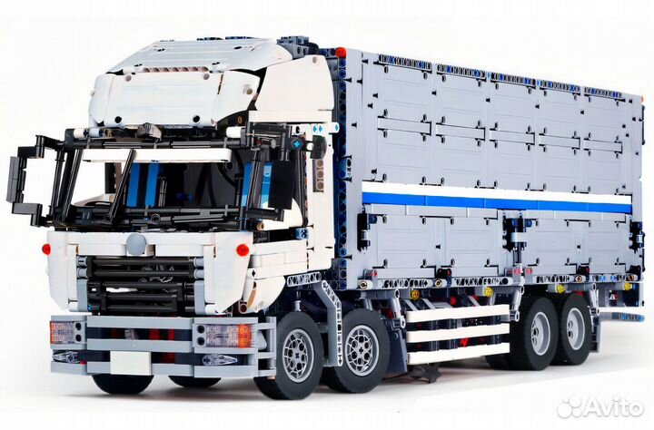 Конструктор Mould King 13139 Wing Body Truck с ду