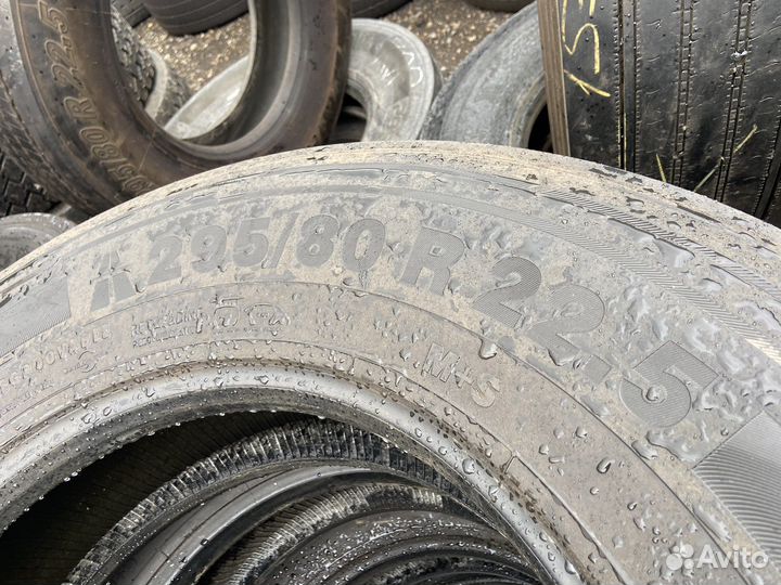 Грузовые шины б/у Continental 295/80/R22.5