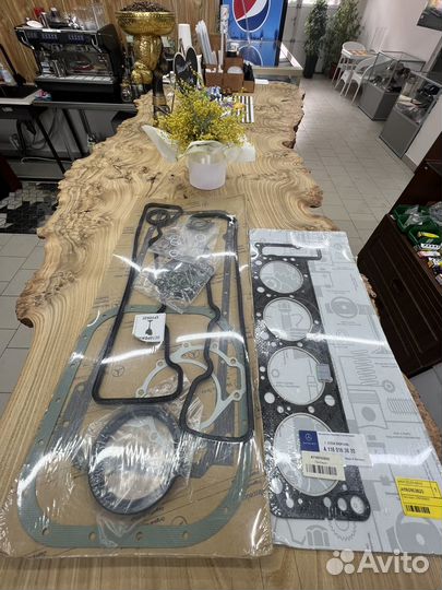 Ремнабор прокладок мерседес w126 A1160102606