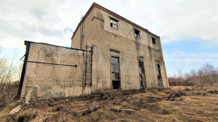 Отдельно стоящее здание, 320 м²