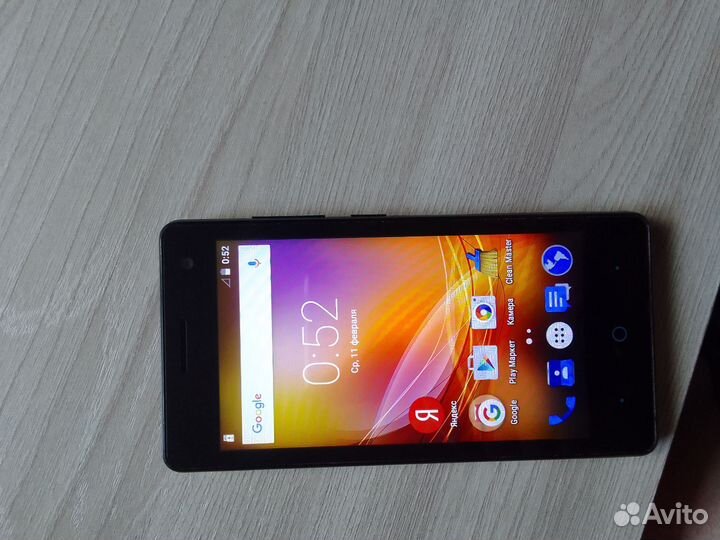 Телефон ZTE,состояние новое