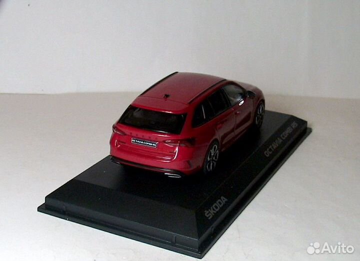 1/43 Skoda Octavia A8 RS combi 2020 Октавия Мк4