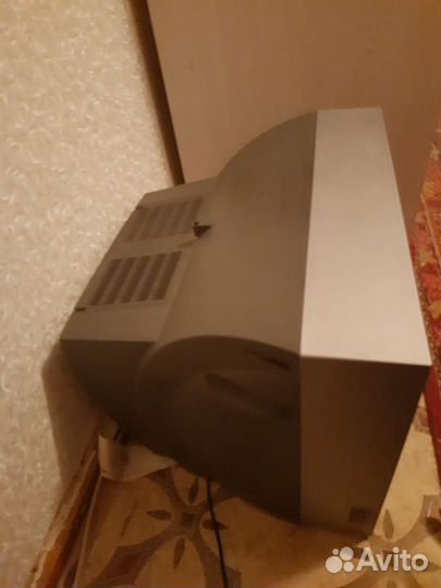 Телевизор samsung