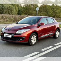 Renault Megane 1.6 MT, 2014, 63 200 км, с пробегом, цена 980 000 руб.