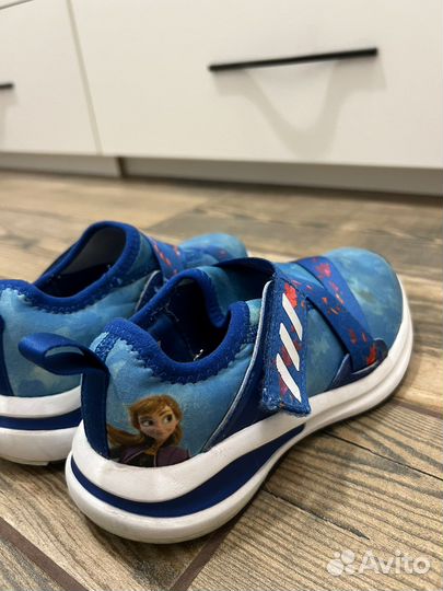 Кроссовки adidas для девочки 31 размер