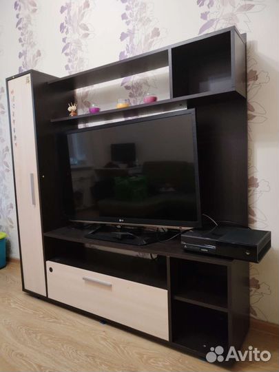 Стенка-тумба под телевизор