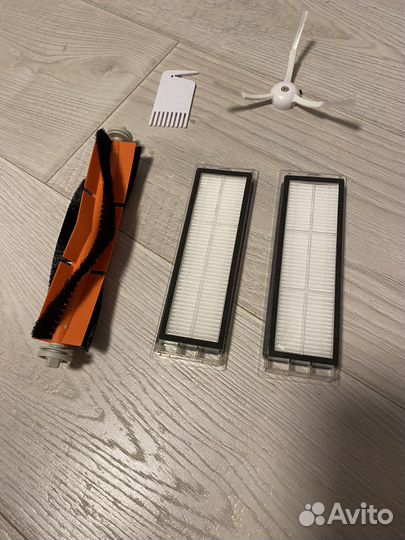 Робот-пылесос Xiaomi Mi Robot Vacuum Cleaner