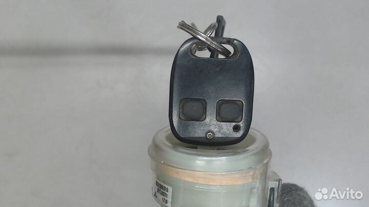 Замок зажигания Subaru Legacy (B12), 2001