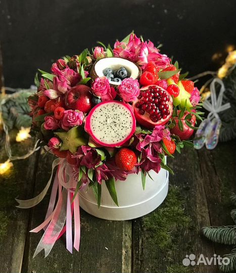 Фруктовая корзина, букет из фруктов