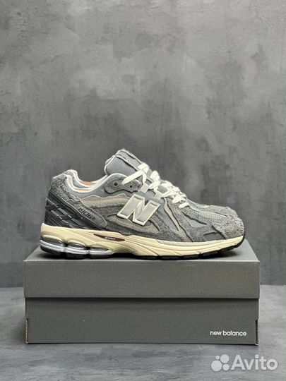 Кроссовки New Balance 1906r