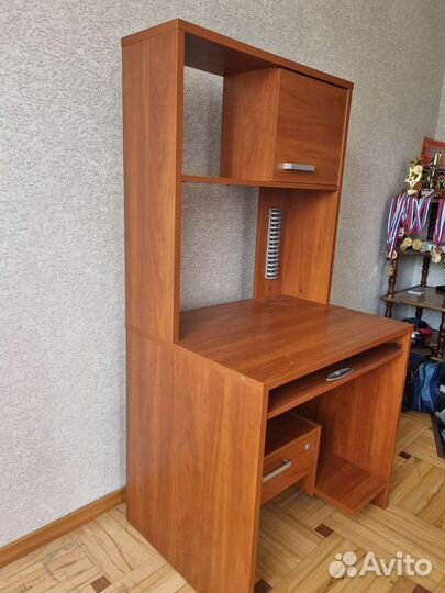 Компьютерный столик бу