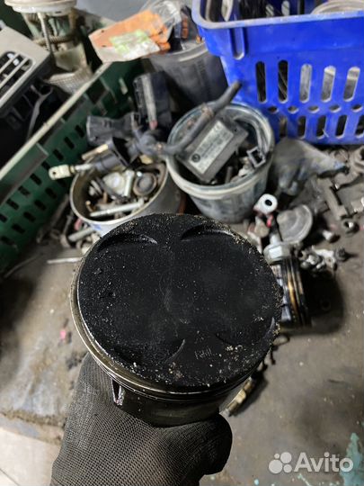 Поршни Subaru Forester s10