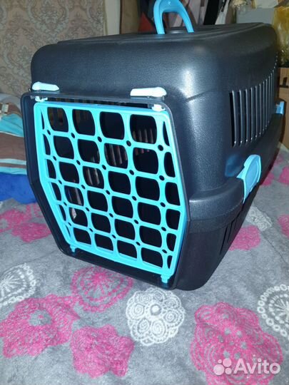 Переноска для кошек и собак