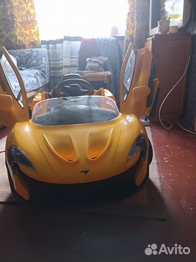 Детски автомобиль на аккумуляторе McLaren