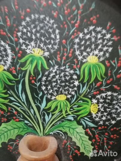 Декоративная тарелка на подставке