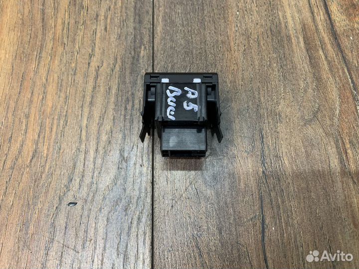 Skoda Octavia A5 Кнопка корректора фар