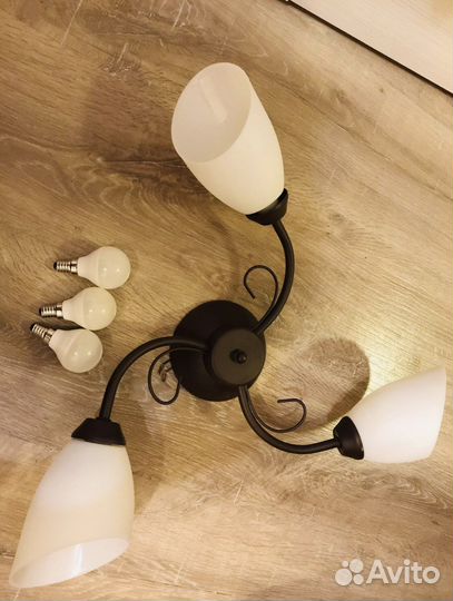 Светильник потолочный