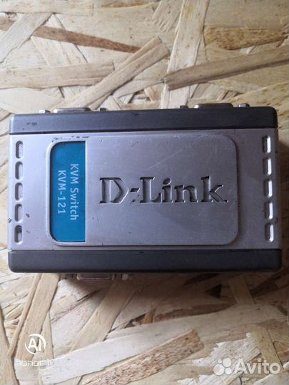 KVM переключатель D-Link KVM-121