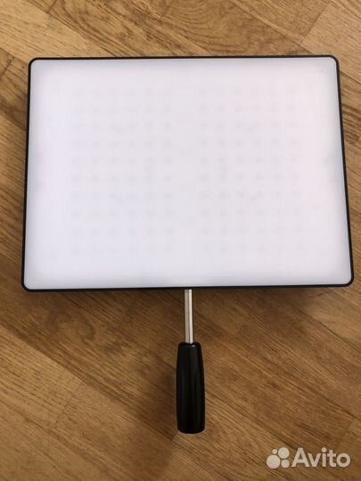 Постоянный свет Yongnuo 600 air