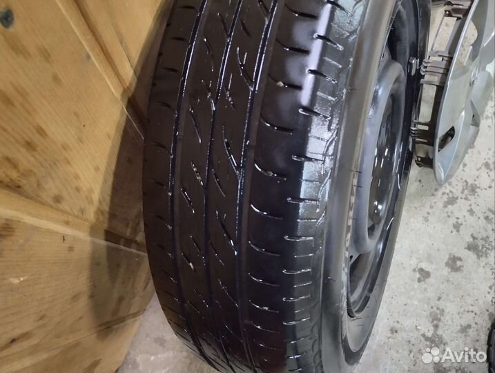 R14 Bridgestone Nextry Ecopia 175/70, PCD 4x100 DIA 52.5