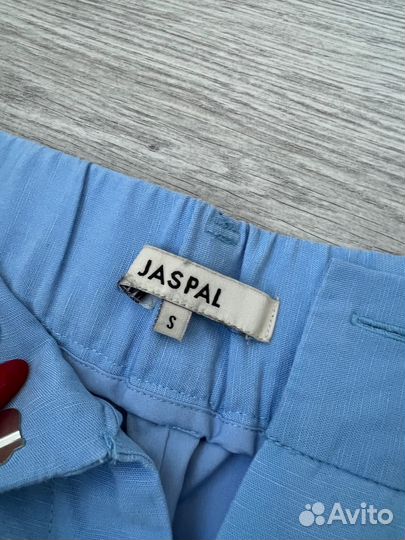 Шорты женские