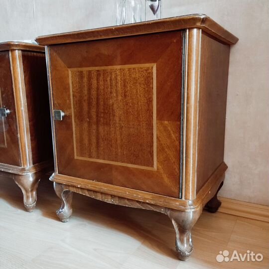 Тумба прикроватная