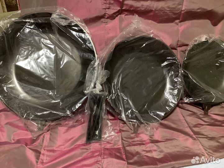 Набор сковородок с антипригарныт покрытием