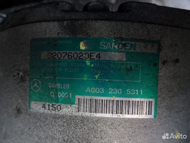 Компрессор системы кондиционирования Mercedes-Benz