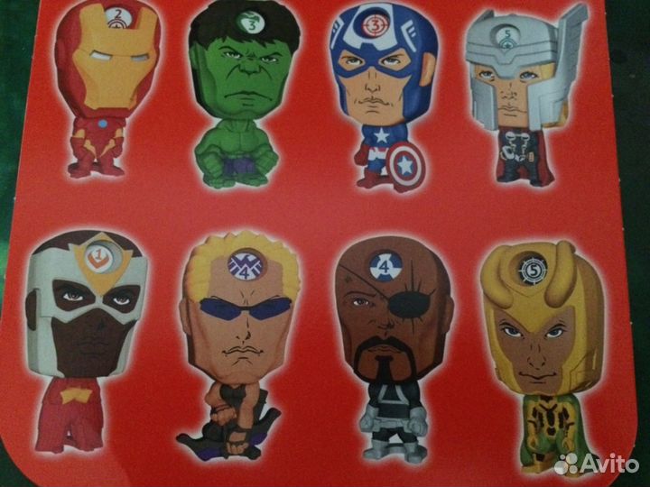Игрушки из Киндер Marvel Avengers Assemble