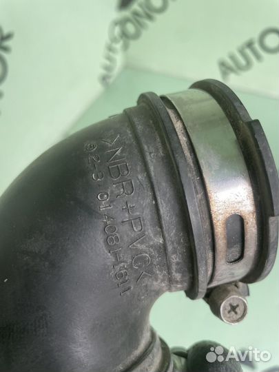 Патрубок воздушного фильтра mazda demio 2