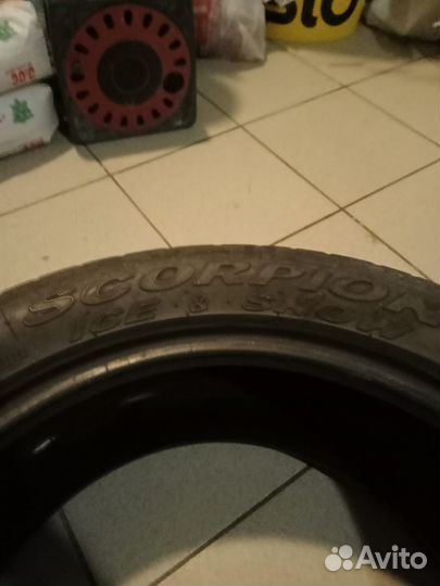 Pirelli Scorpion Winter 690/25 R19