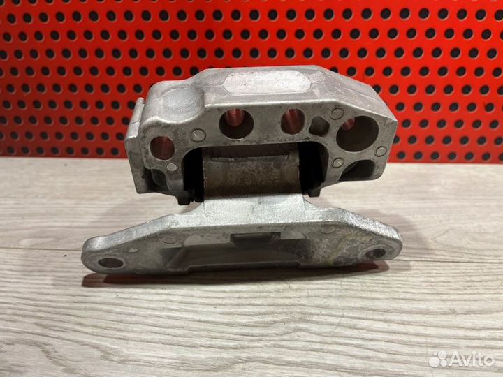 Подушка двигателя Toyota Rav 4 XA50 2021