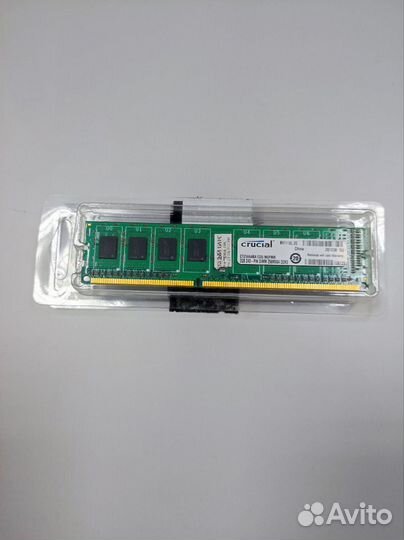 Озу Crucial CT25664BA1339. M8FMR 2GB