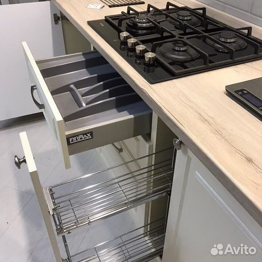 Кухонный гарнитур на заказ. Нестандартные решения