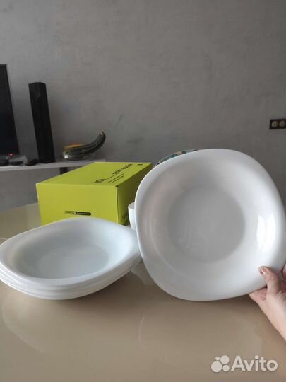 Набор столовой посуды на 6 персон