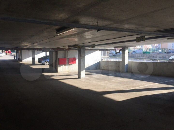 Машиноместо, 14 м²