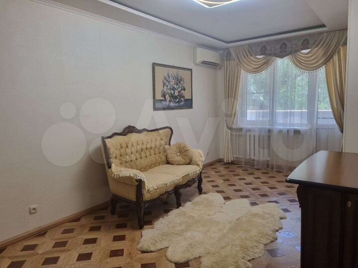 4-к. квартира, 77,5 м², 2/5 эт.