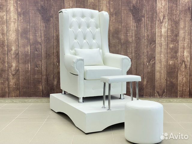 Педикюрное кресло Трон
